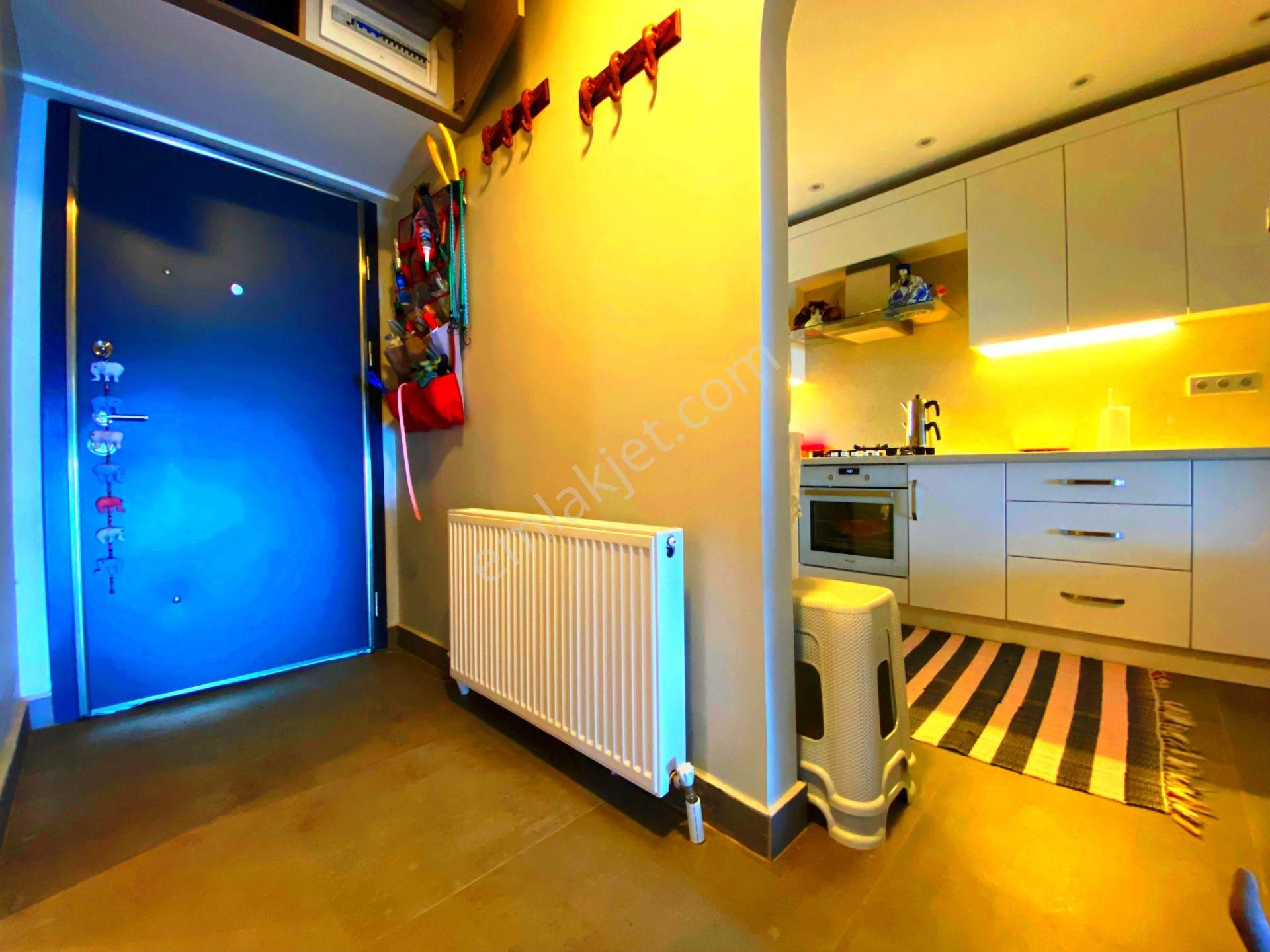 Erdek Denize 100 Mt.130m2 Eşyalı 3 Katlı Kiracısız Satılık Villa - Görsel 20