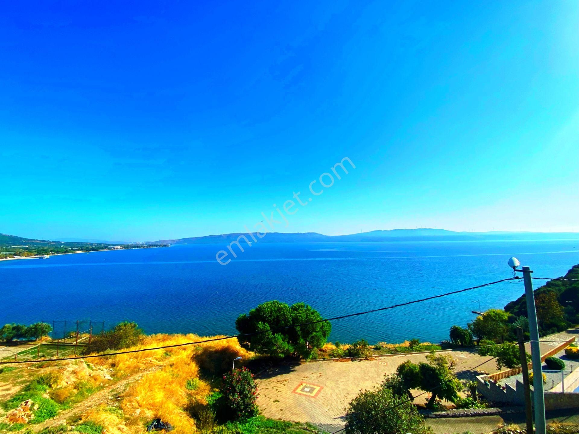 Erdek Denize 100 Mt.130m2 Eşyalı 3 Katlı Kiracısız Satılık Villa - Görsel 24