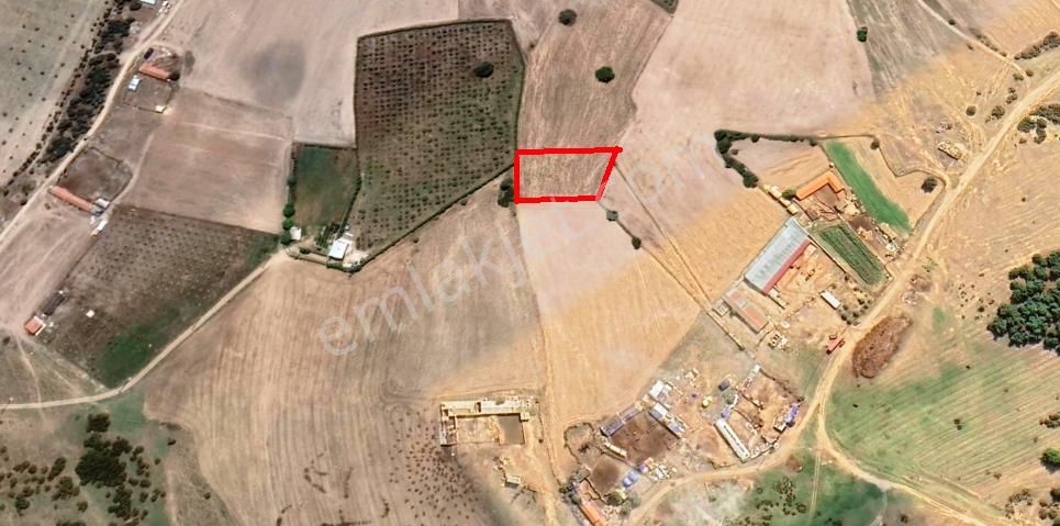 Enez Gaziömerbey'de 1.836m2 Elektrik-su Çekilebilir Satılık Arsa - Görsel 18