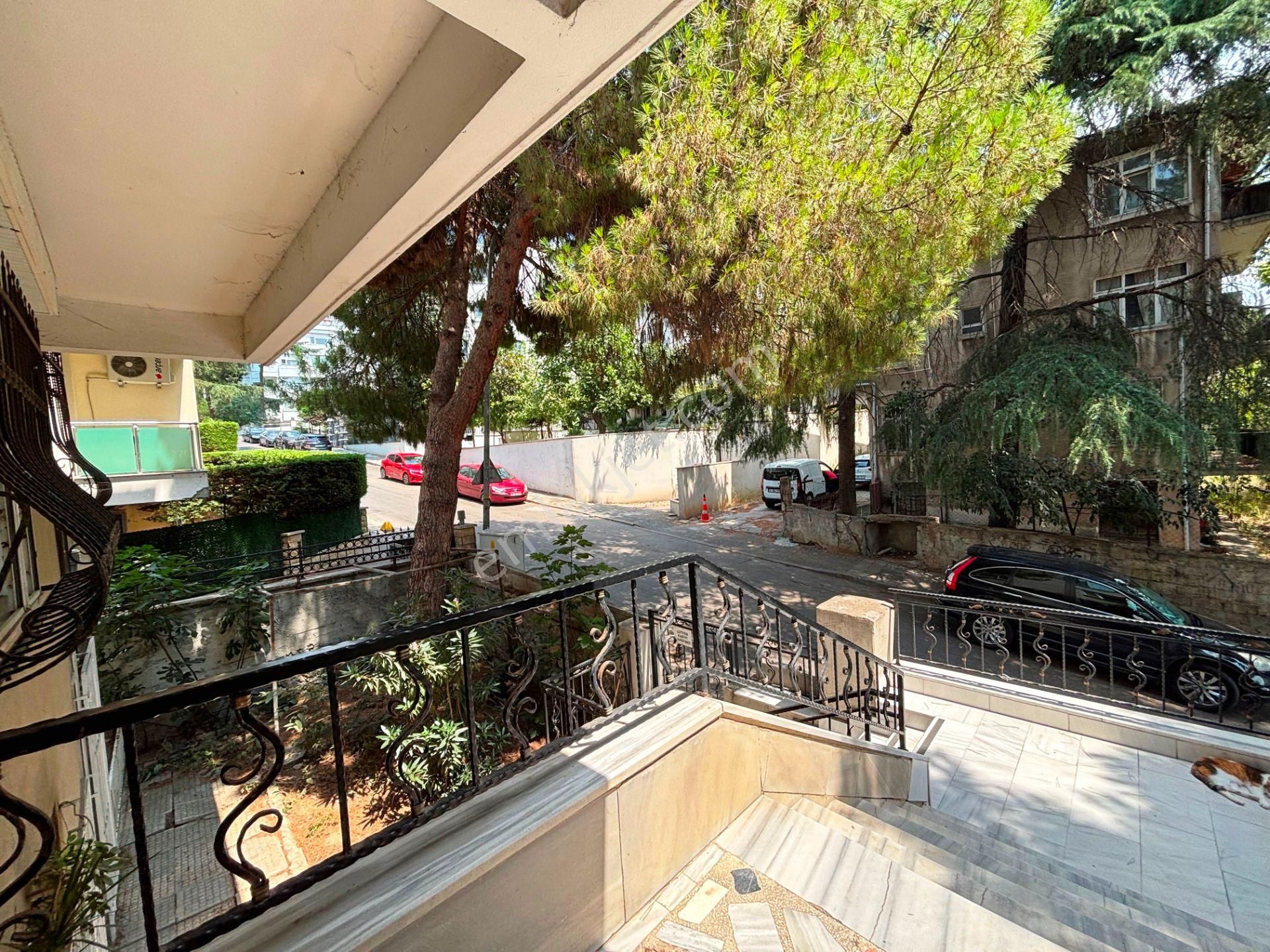 Acıbadem'de Yabancı Satışına Uygun 100m2 Ara Kat Satılık 2+1 - Görsel 28