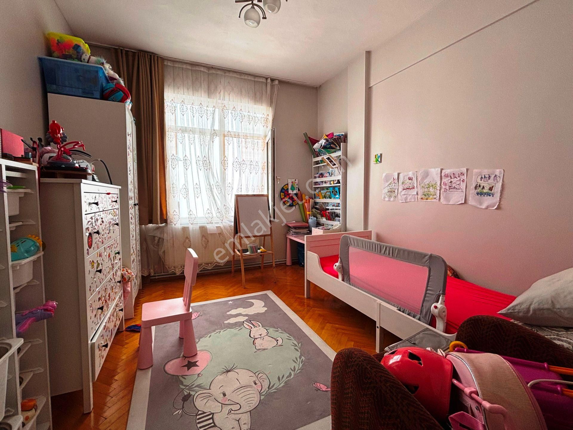 Acıbadem'de Yabancı Satışına Uygun 100m2 Ara Kat Satılık 2+1 - Görsel 7