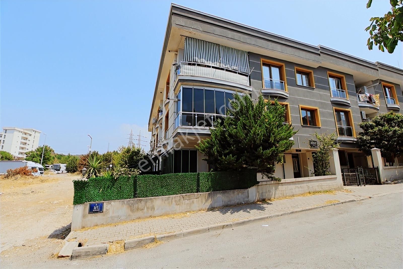 Buca Tınaztepede Açık Mutfaklı, Doğalgazlı 2+1 Kiralık Daire - Görsel 15