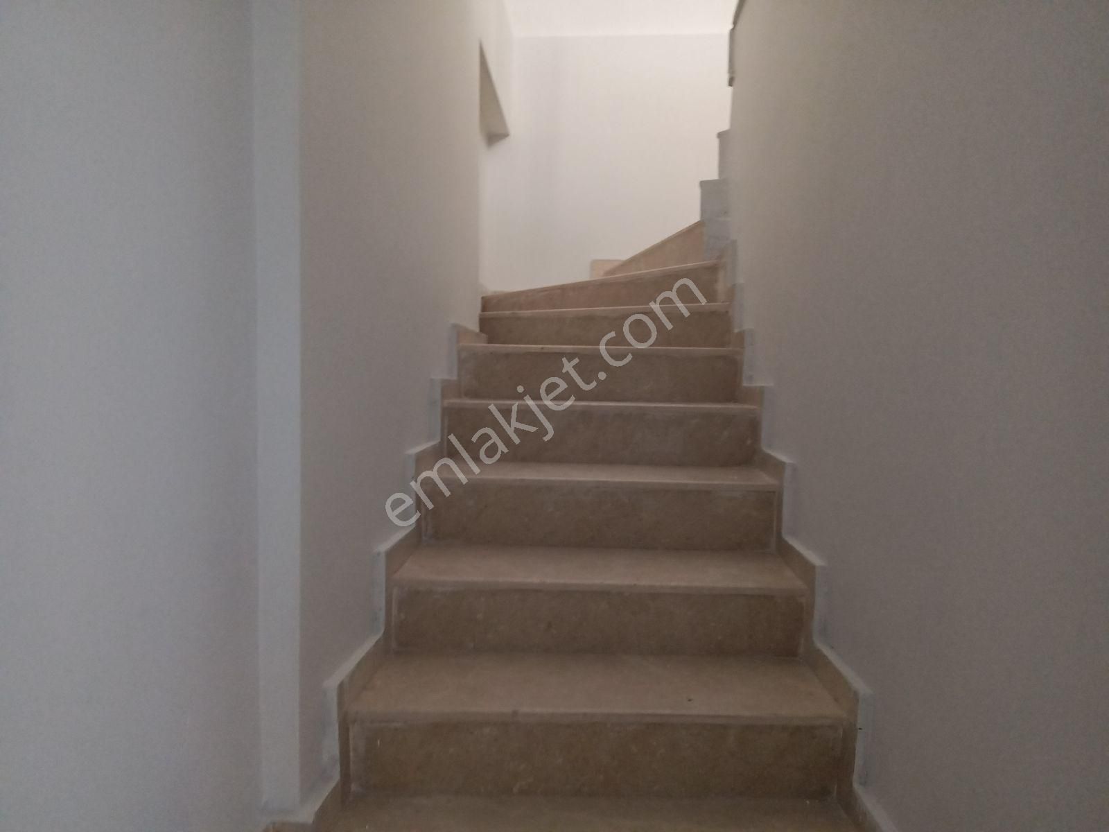 Buket Emlaktan Satılık 3+1 Dogalgazlı Cam Balkonlu Dublex - Görsel 13