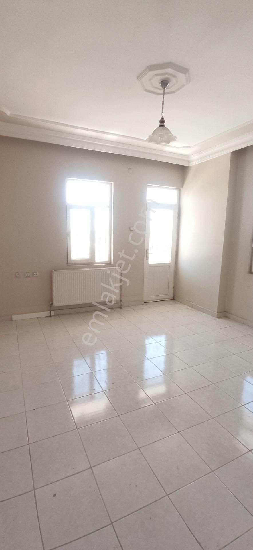 Kiralik Esentepe De Hastanesi Karşisi Yolbilir Emlak Tan - Görsel 6