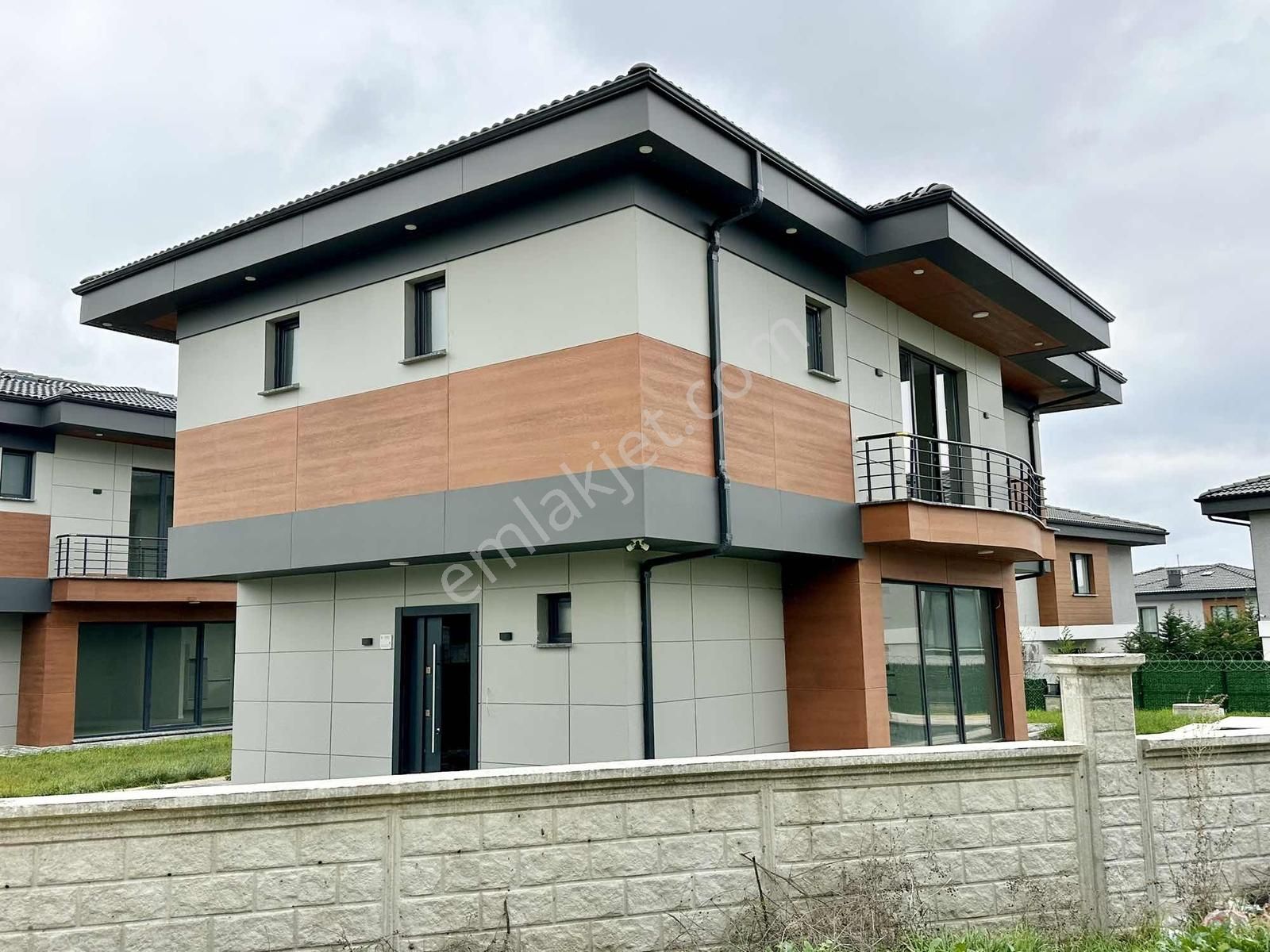 [kassel Yapı] 580m2 Köşe Arsa İçinde-sauna-havuz-müstakil Villa - Görsel 4