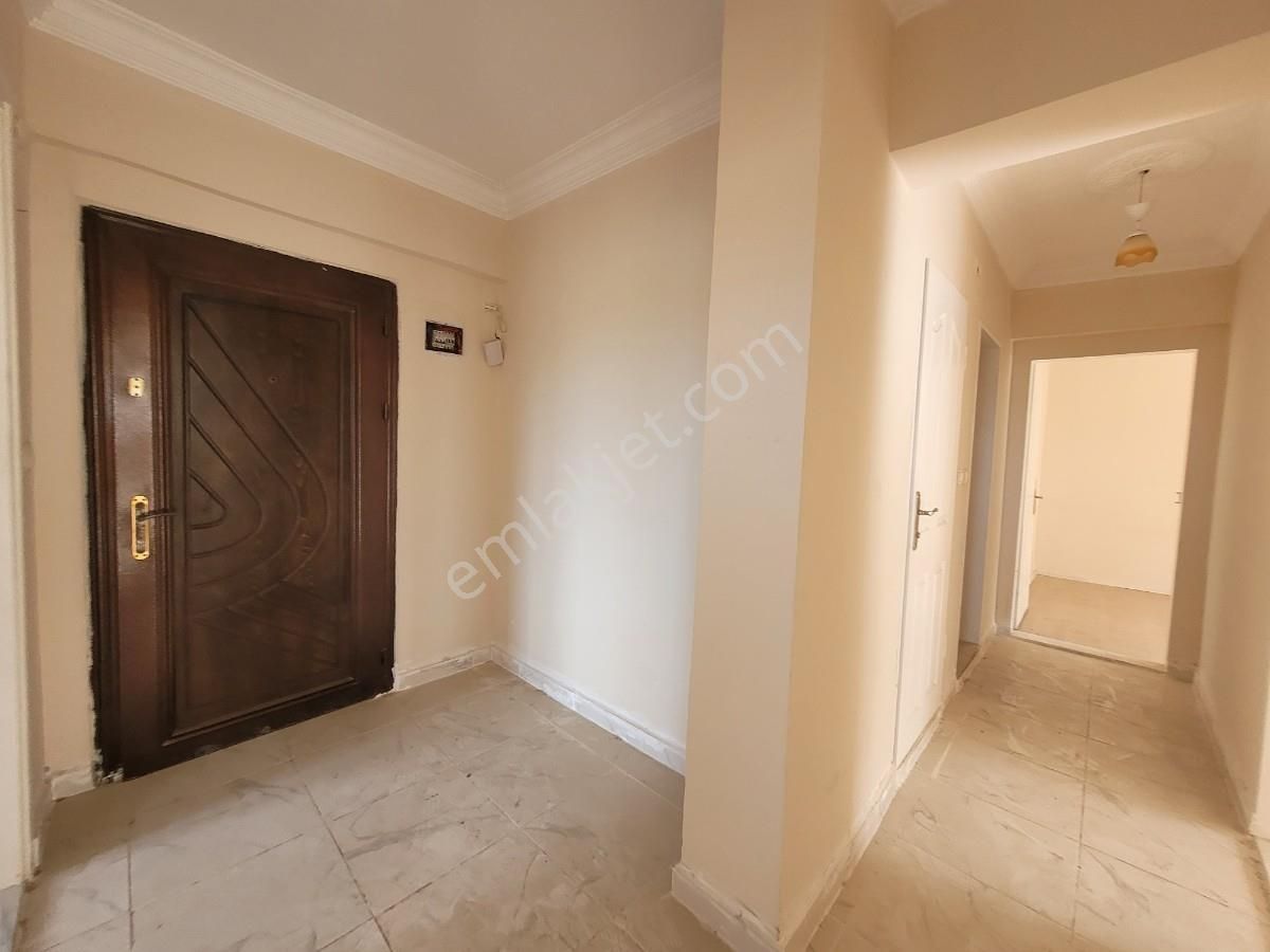 Kuşadasında Deniz Manzaralı Satılık Geniş 3+1 Daire - Görsel 15