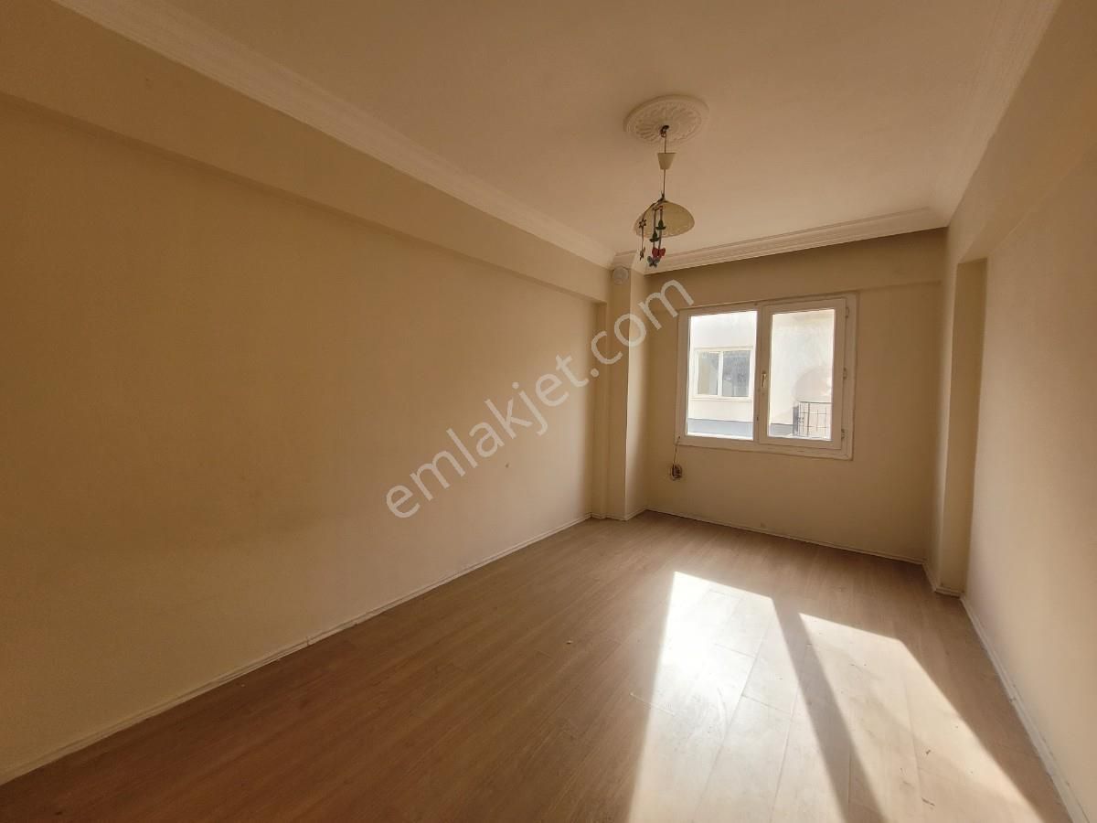 Kuşadasında Deniz Manzaralı Satılık Geniş 3+1 Daire - Görsel 9