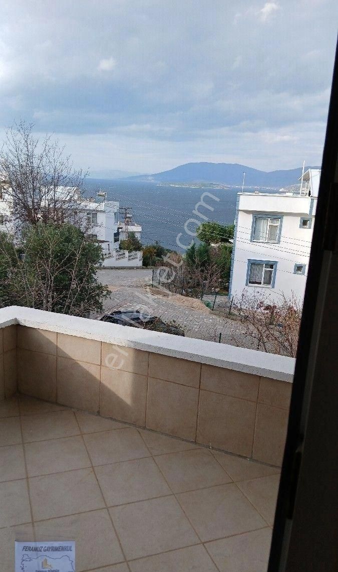 Balıkesir-bandırma--edincik Mah.de (satılık)(kat) (mülkiyetli)-(250)m2.(tripleks)-(yazlık).