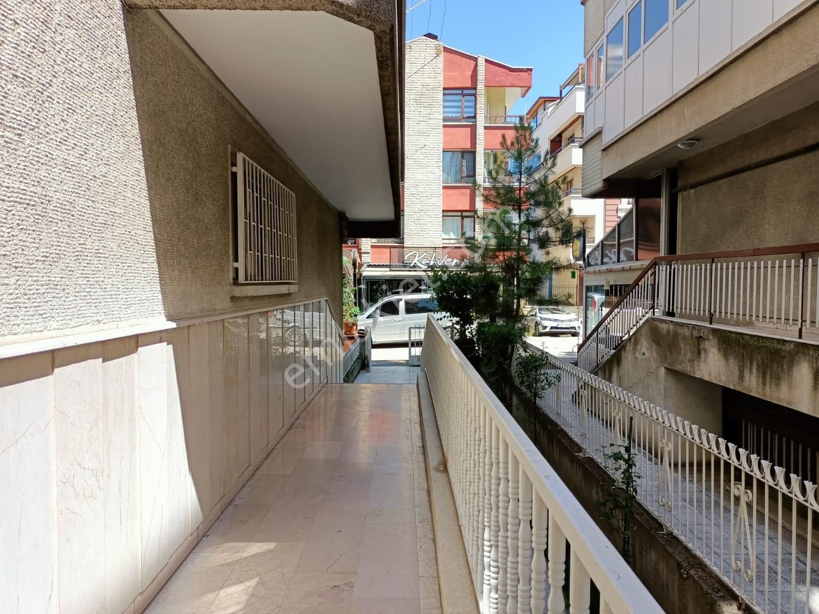 Emaks'tan/beşevler Metro Yakını/iyi Konumda/bakımlı/3+1/y.giriş - Görsel 10