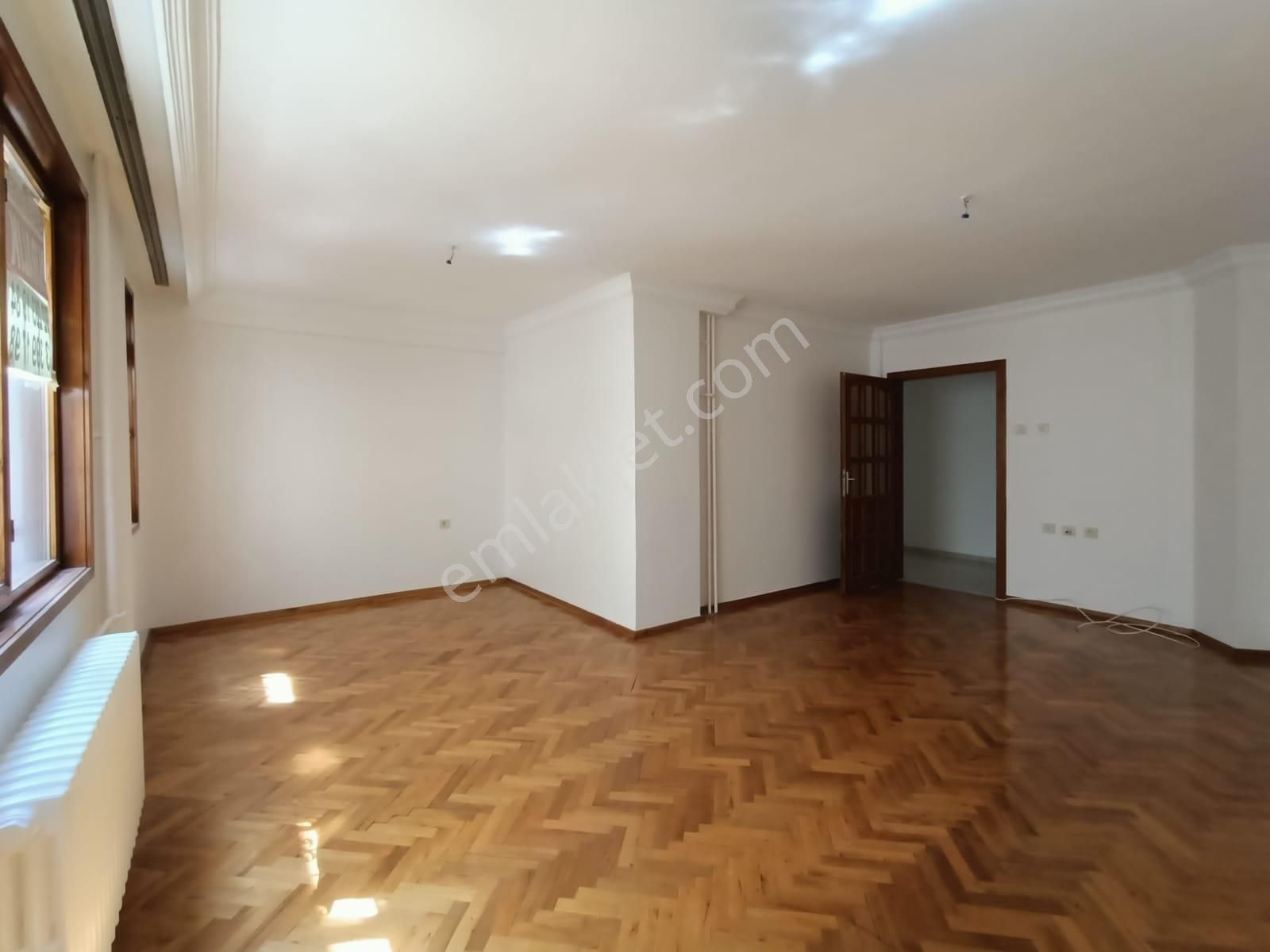 Emaks'tan/beşevler Metro Yakını/iyi Konumda/bakımlı/3+1/y.giriş