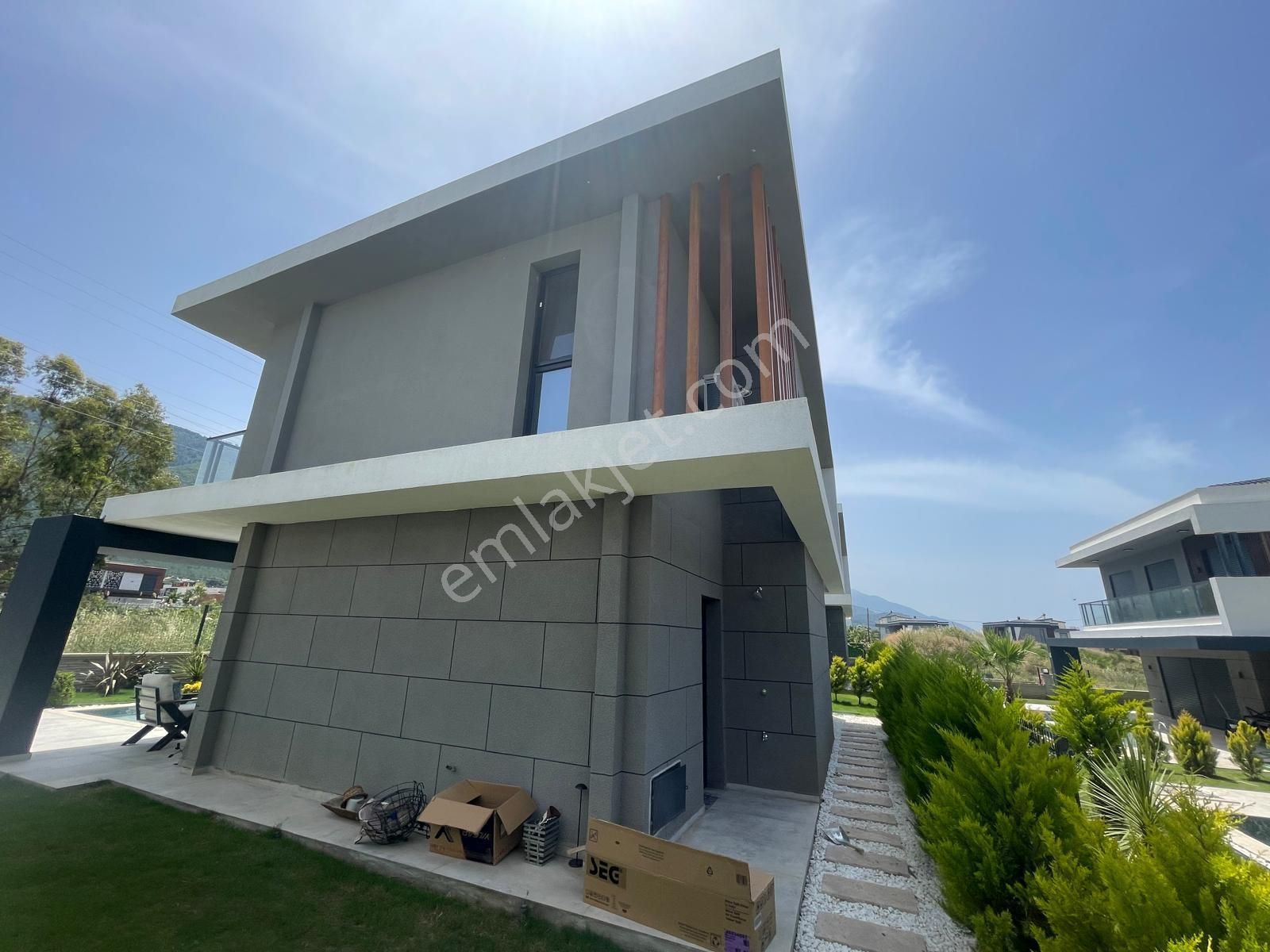 Güzelçamlı'da 3+1 Özel Havuzlu Tek Müstakil - Görsel 4