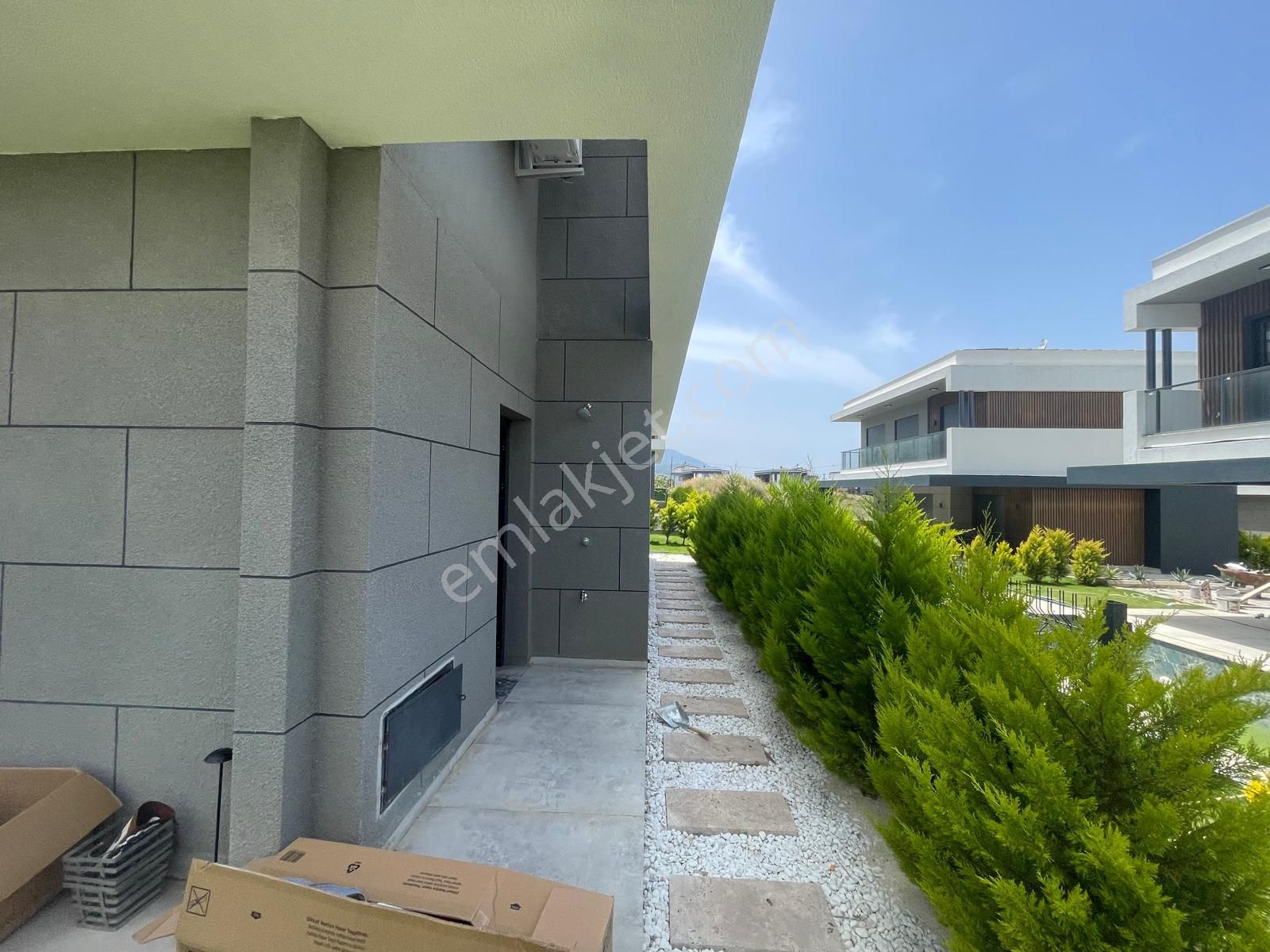 Güzelçamlı'da 3+1 Özel Havuzlu Tek Müstakil - Görsel 3