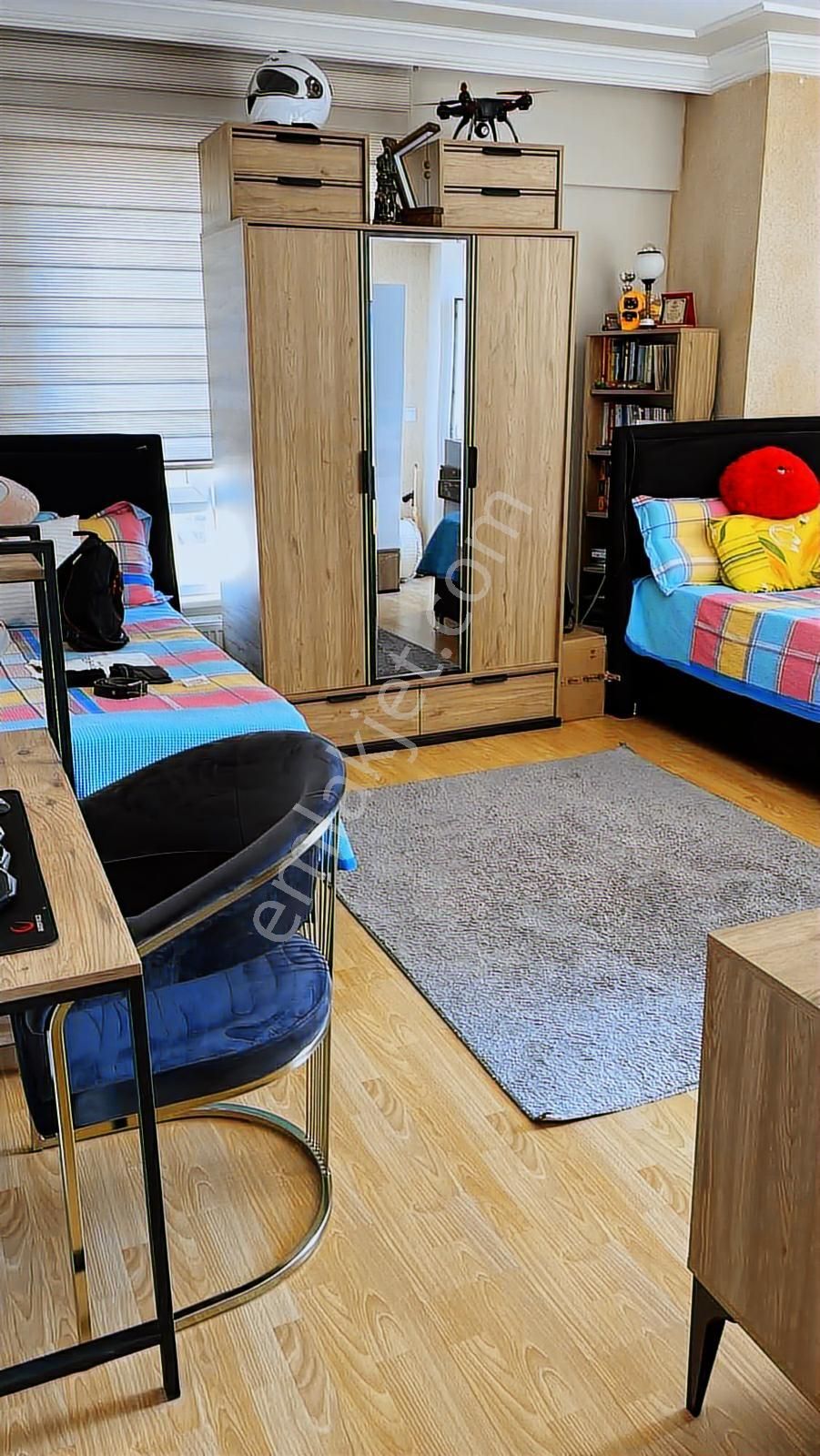 Acil Satılık Çarşı Merkezde 3+1 Kapalı Otoparklı Daire - Görsel 13