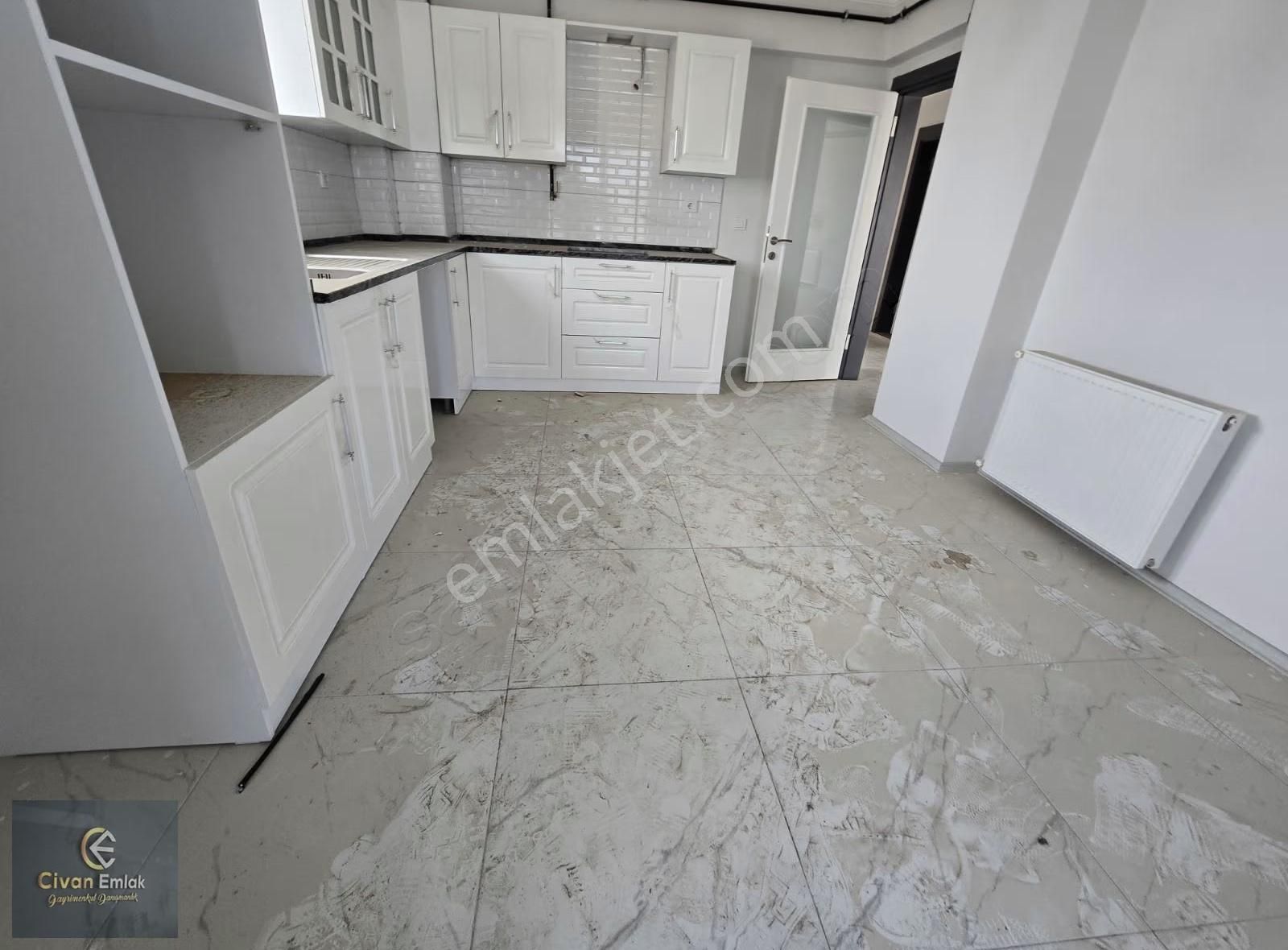 Saray Arayanlara Cok Geniş Deniz Manzaralı 3+1 - Görsel 24