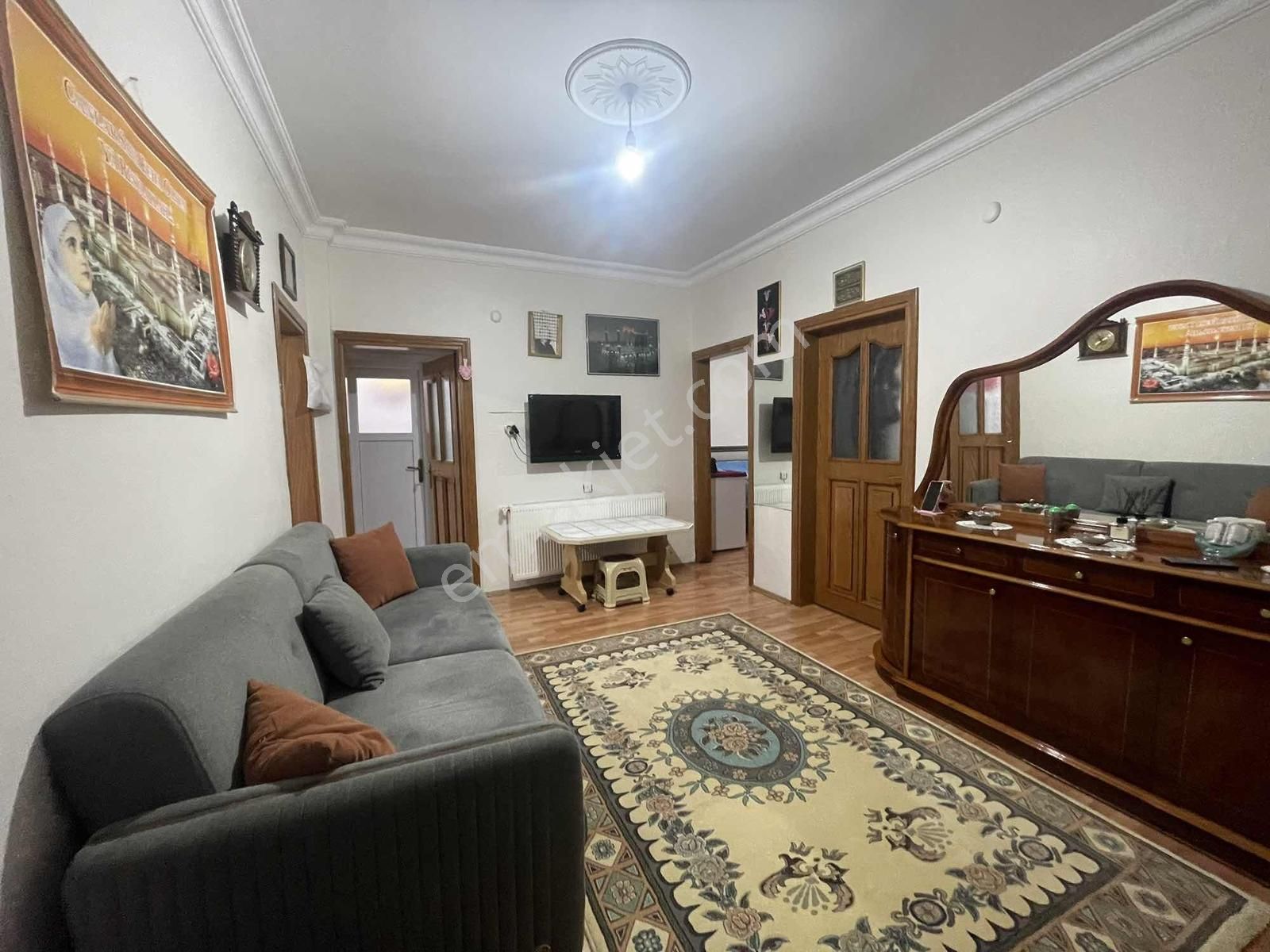 Altınşehir Mah. Tavukçu Yoluna İkinci Bina Arakat 3+1 Satılık - Görsel 4