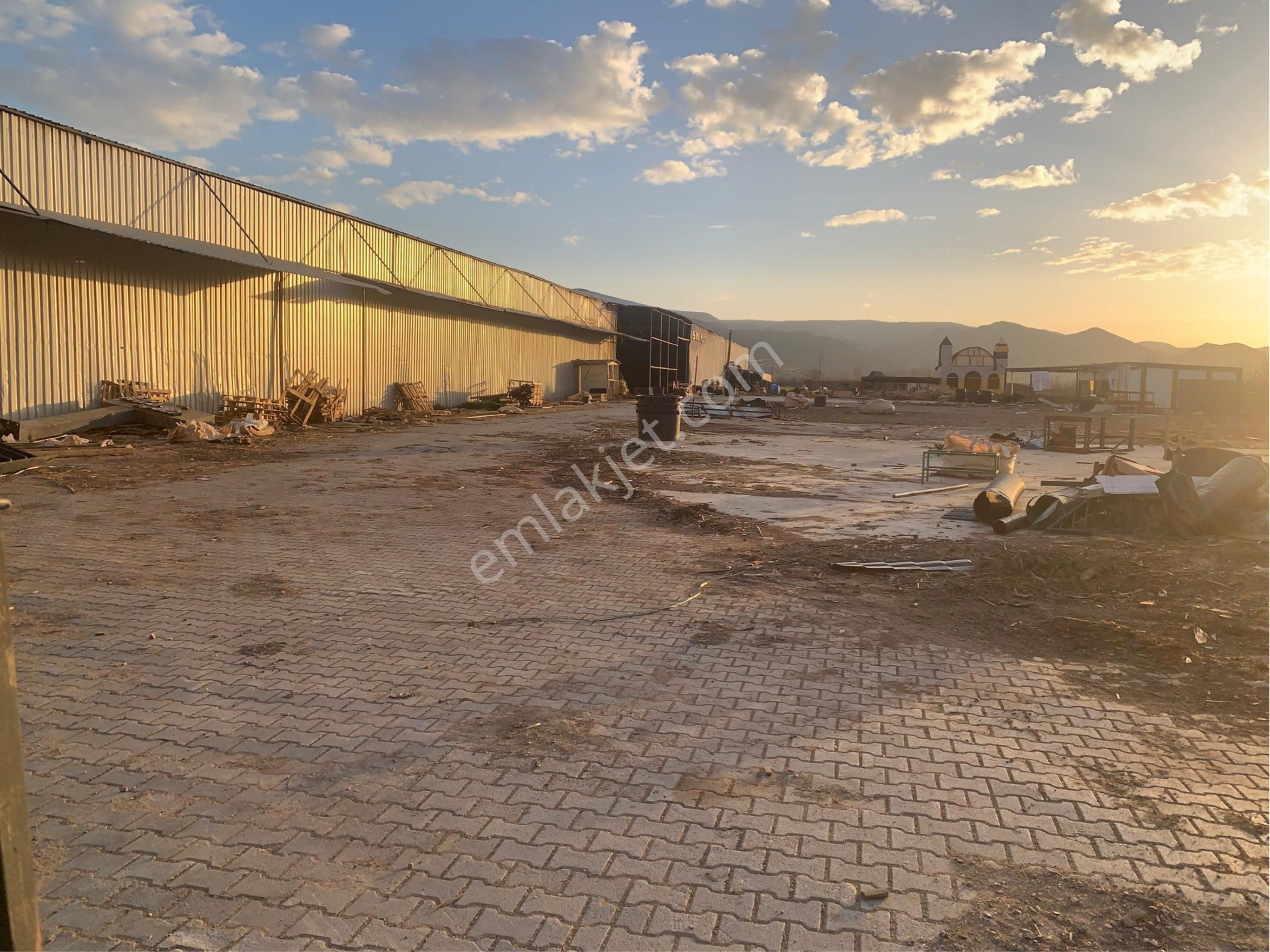 Rt Safir’den Ağır Araç Girişlerinde Uygun Kiralık Depo Olanı - Görsel 5