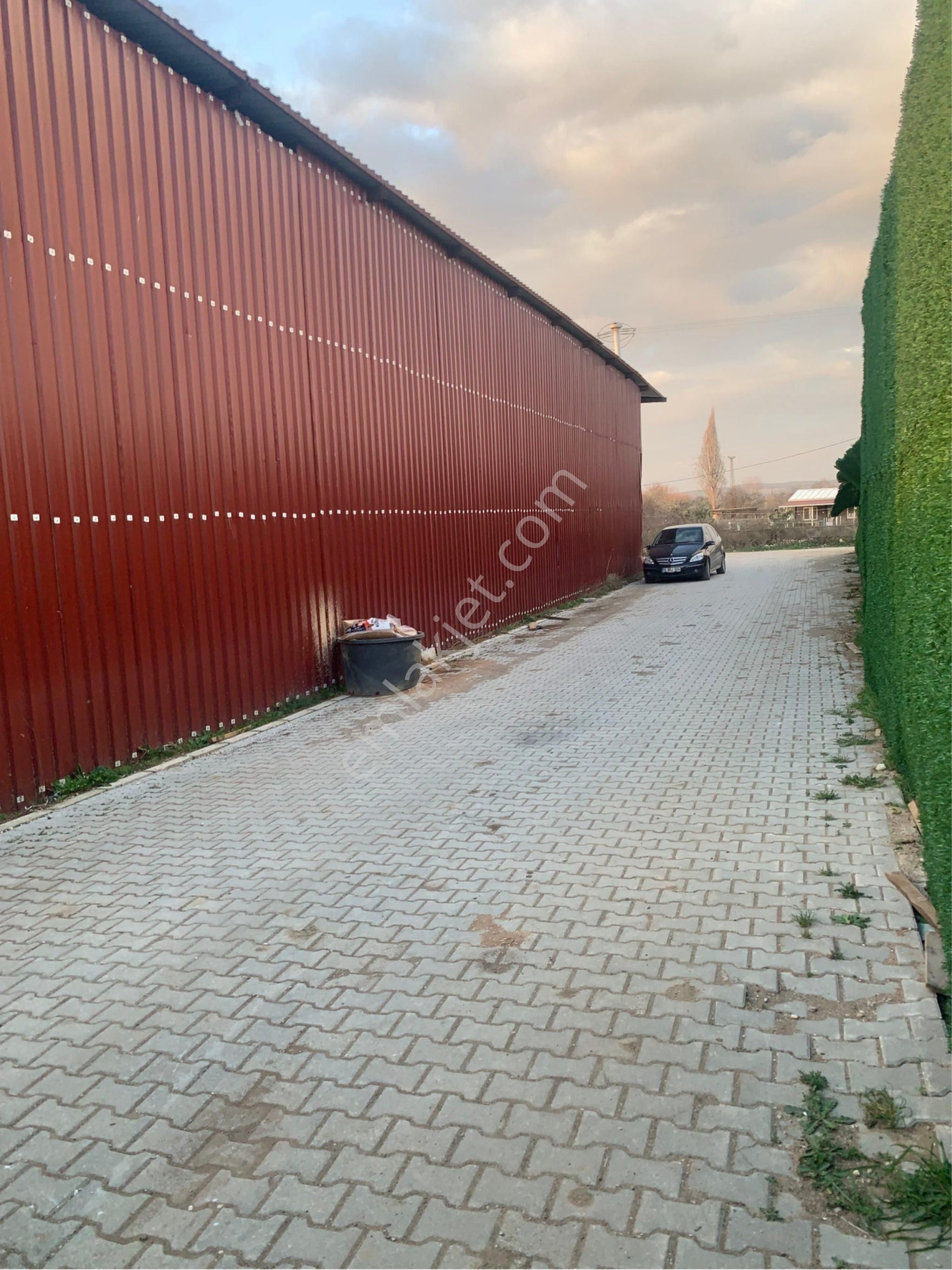 Rt Safir’den Ağır Araç Girişlerinde Uygun Kiralık Depo Olanı