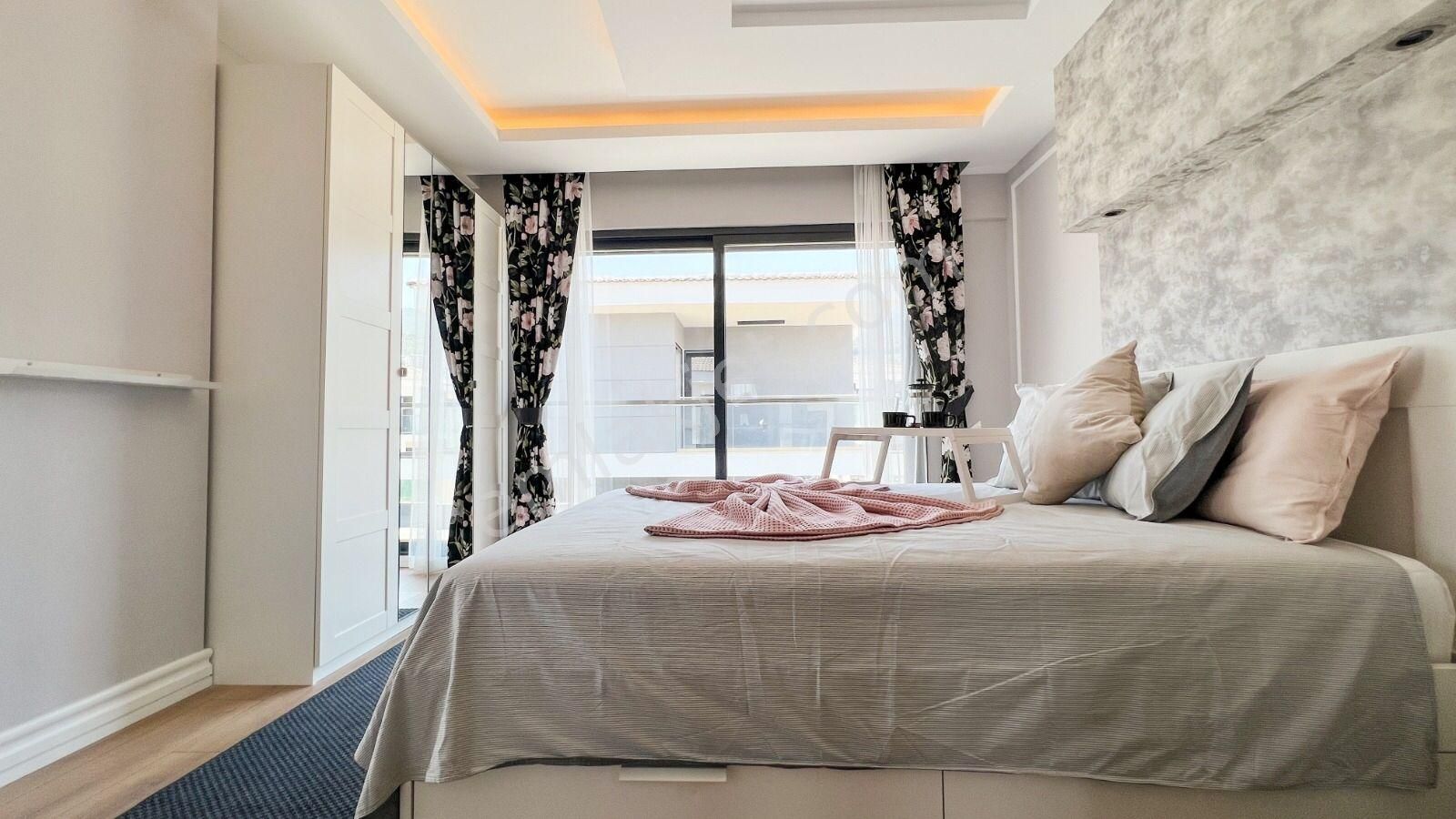 Güzelçamlı'da Havuzlu Sitede Sıfır 3+1 Villa - Görsel 25