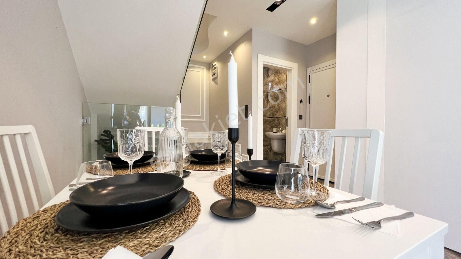 Güzelçamlı'da Havuzlu Sitede Sıfır 3+1 Villa - Görsel 11