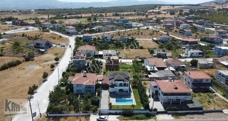 Karalarçiftliğinde Triplex Villa - Görsel 18