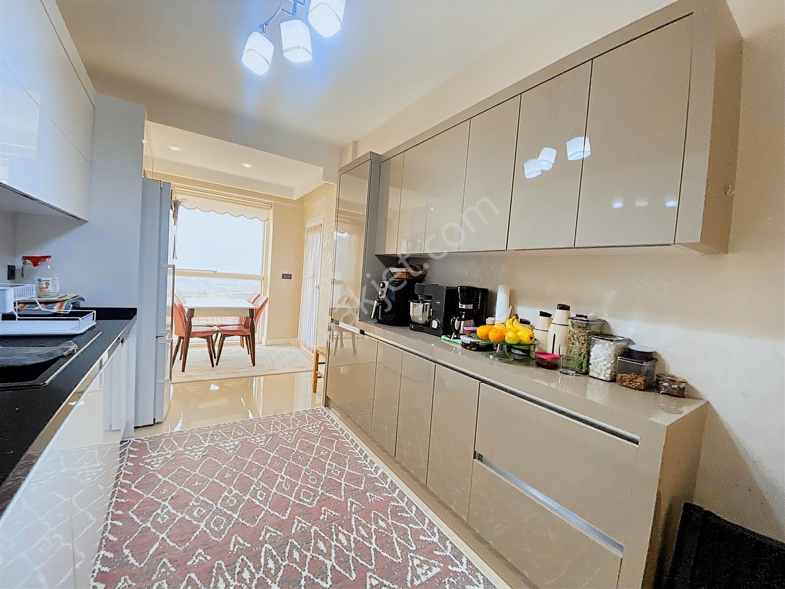 İzmir Çiğli Esentepe Mh. Deniz Manzaralı Satılık 3+1 Daire Cb-ph - Görsel 16