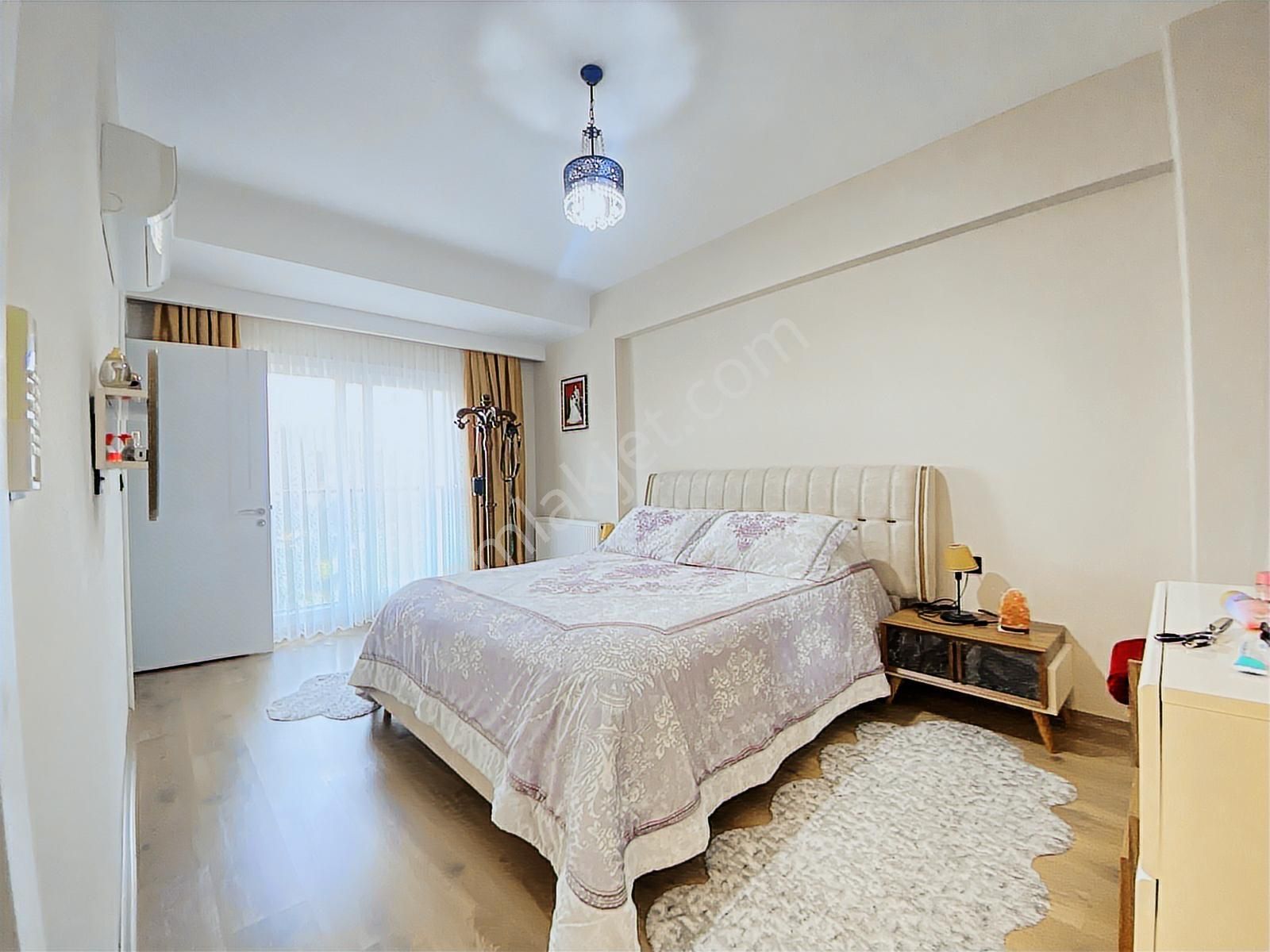 İzmir Çiğli Esentepe Mh. Deniz Manzaralı Satılık 3+1 Daire Cb-ph - Görsel 9