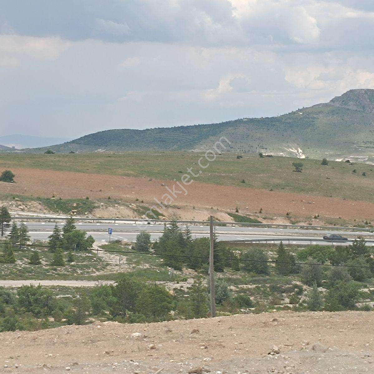 Belenbaşı Tepesi'nde Panoramik Manzaralı 32.400 M² Müstakil Tapu - Görsel 2
