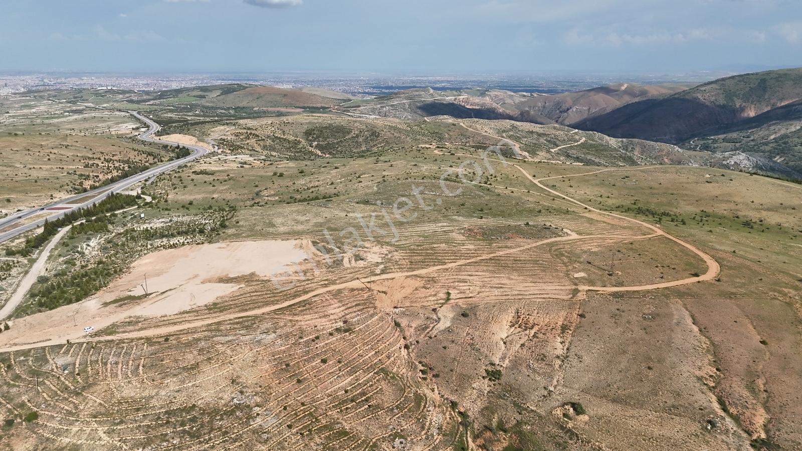 Belenbaşı Tepesi'nde Panoramik Manzaralı 32.400 M² Müstakil Tapu - Görsel 5