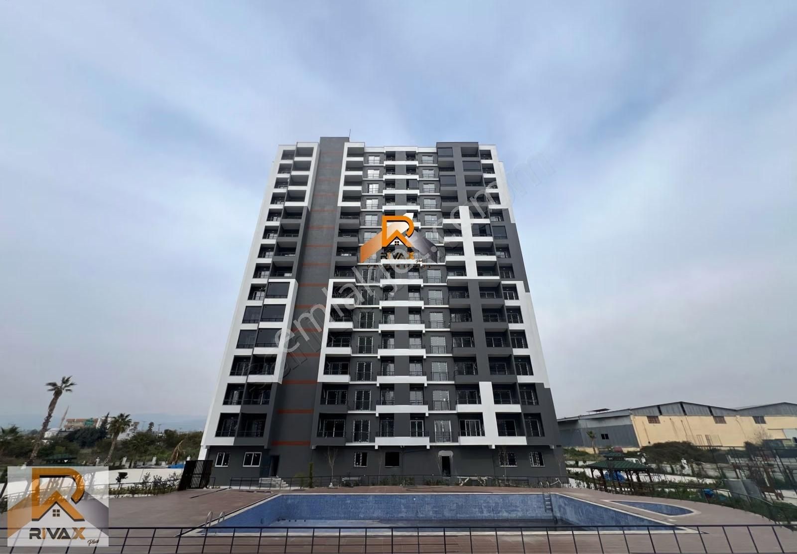 Rivax'tan Bölgenin Geniş Peyzaj Alanı Ve Nezih Sitesinde 2+1 - Görsel 22