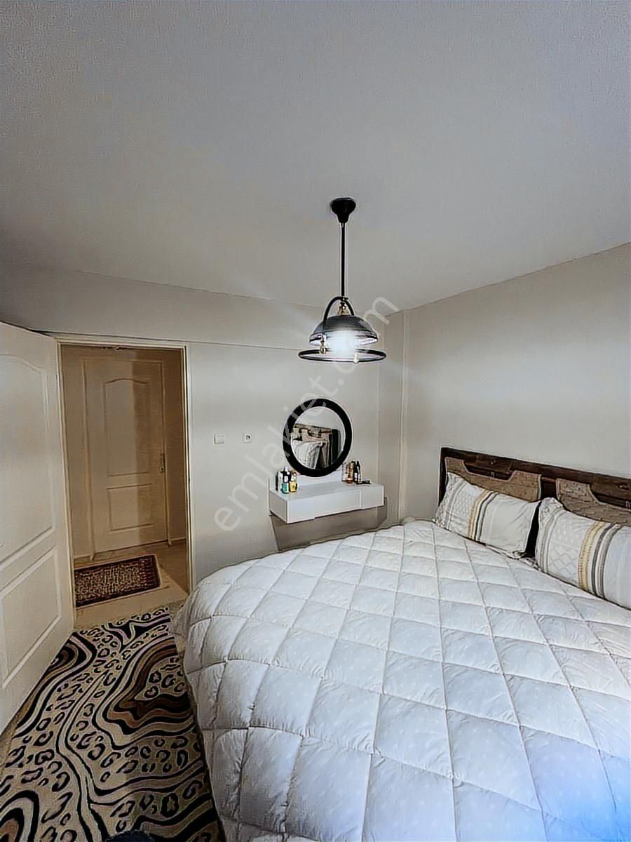 Yurtoğlu Mh Merkez'de Doğal Gazlı 3+1 120 M2 Temiz Arakat Daire - Görsel 24