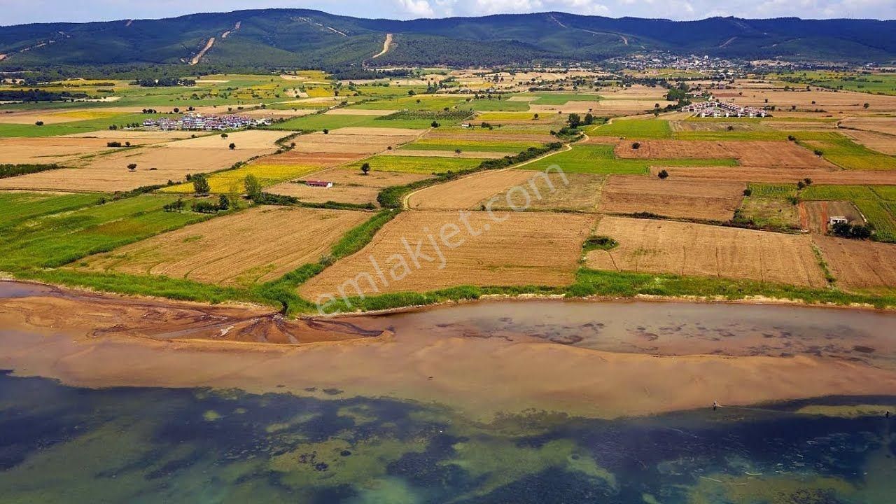 ​gelibolu Adilhan’da Köy Dibinde 3.075 M² -takaslı