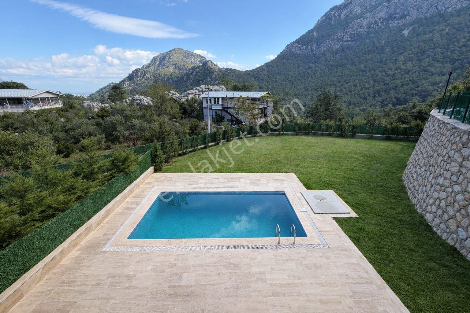 Turvilla'dan Konyaaltı Hisarçandır'da 3+2 Kiralık Villa - Görsel 13