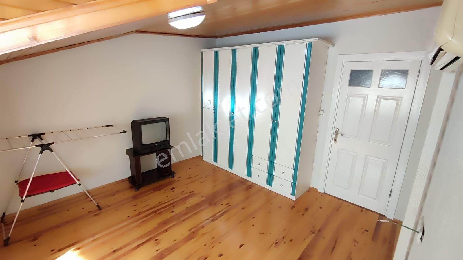 İncilipınar Da Satılık Teraslı Çatı Katı - Görsel 7