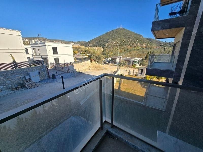 Kuşadası Ege Mahallesi’nde Satılık Ultra Lüks Site İçi 2+1 Daire - Görsel 18