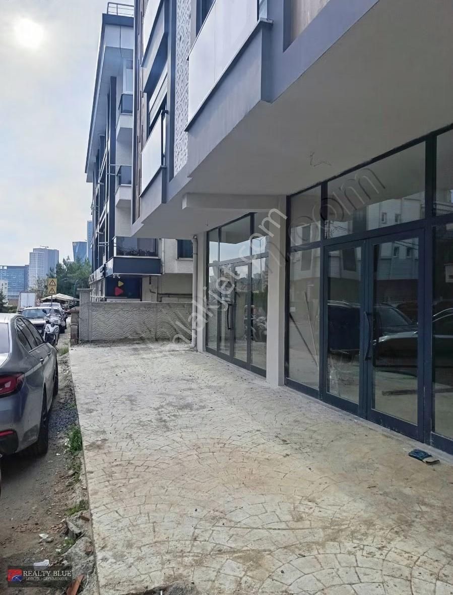 Cadde Üzerinde Depolu 415m2(genişleyebilir) Dükkan