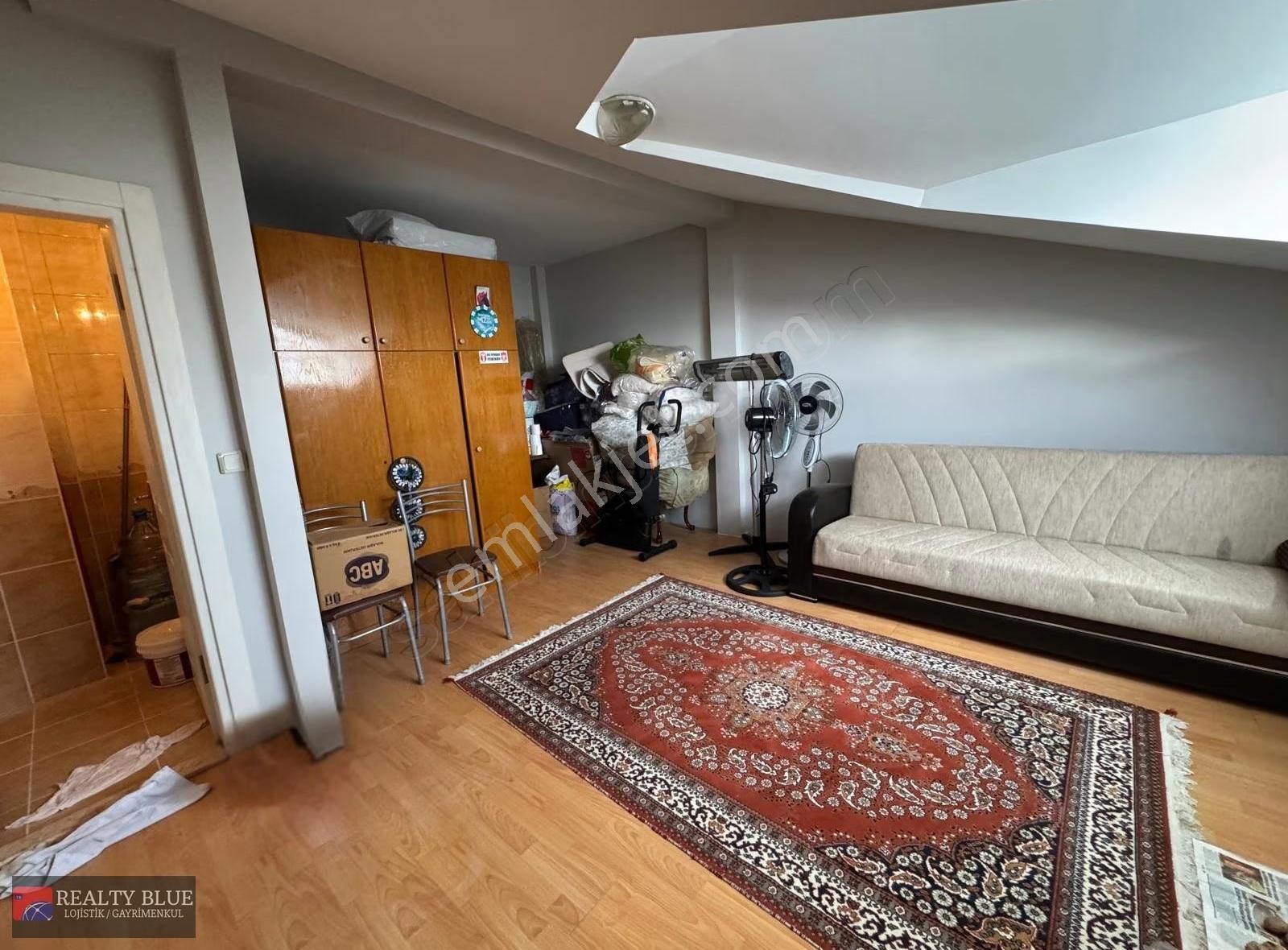 Çekmeköy Şahinbey Cad. 206 M2 İskanlı Asansörlü Hem Ev Hem Ofis - Görsel 23