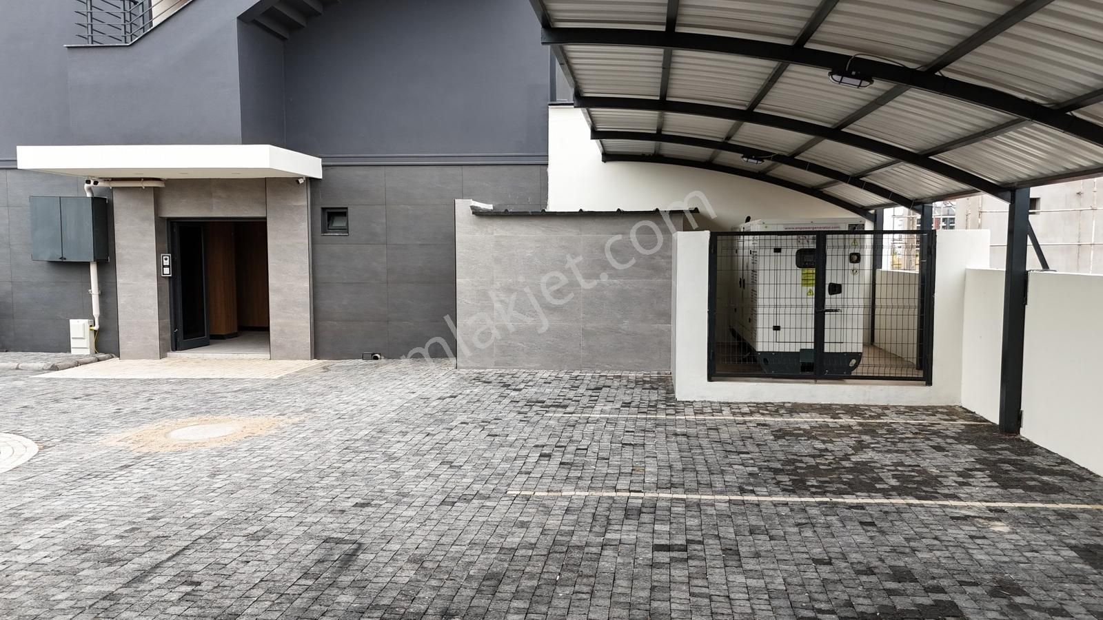 Çankaya Mah. Şehir Hastanesi Yakını, 1+1 Cam Balkonlu Lüks Daire - Görsel 25