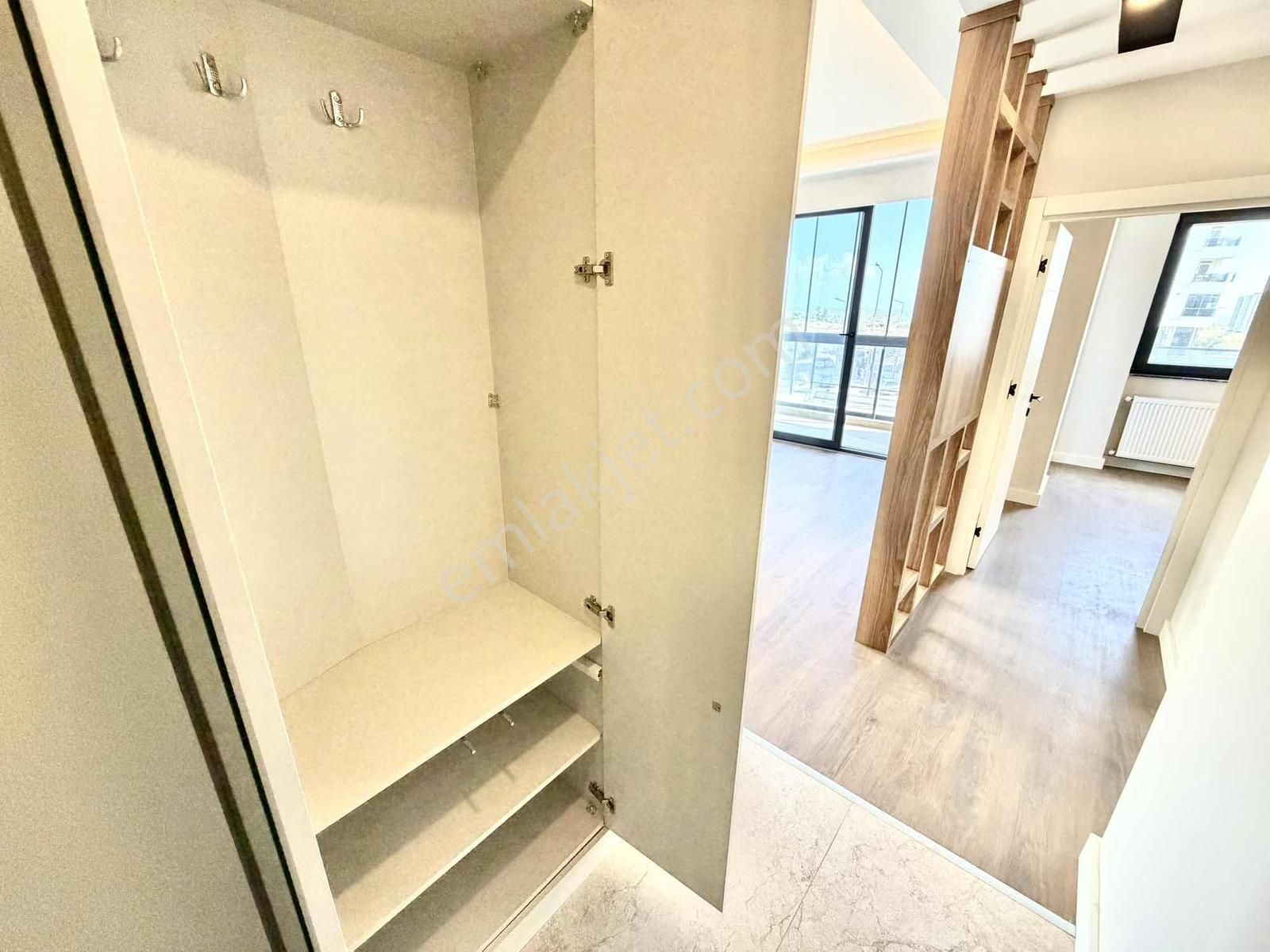Çankaya Mah. Şehir Hastanesi Yakını, 1+1 Cam Balkonlu Lüks Daire - Görsel 3