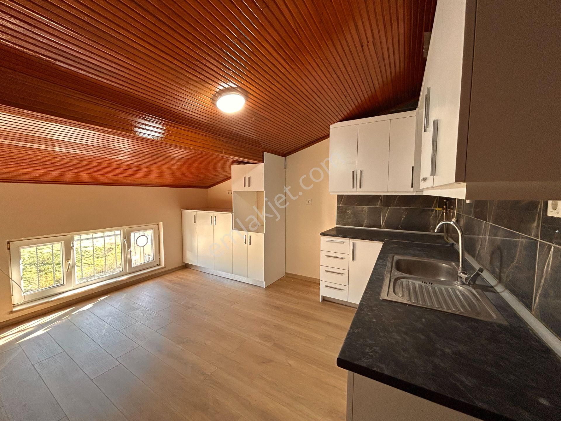 Muhteşem Boğaz Ve Deniz Manzaralı, Teraslı Dublex, 3+1 Daire - Görsel 15