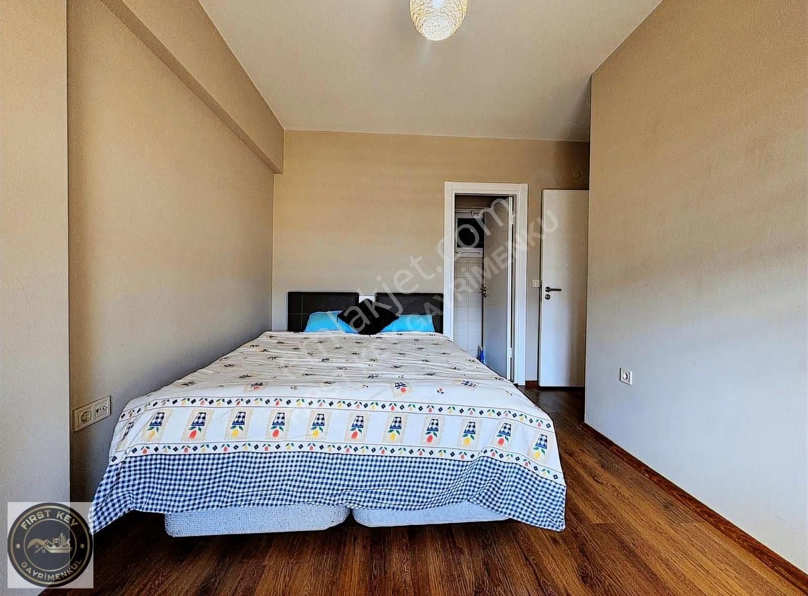 Palmiye Park Renova Sitesinde Satılık Şehir Manzaralı 2+1 Daire - Görsel 24