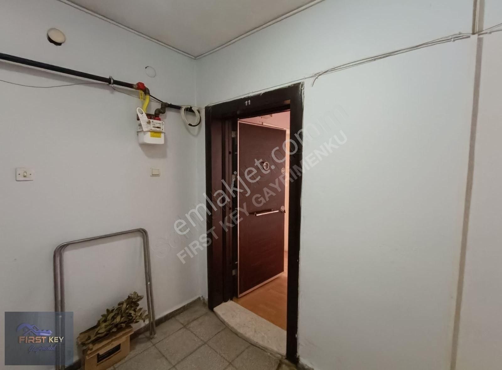 Üçyol Metroya Yürüme Mesafesinde Kiralık Geniş 3+1 Daire - Görsel 6
