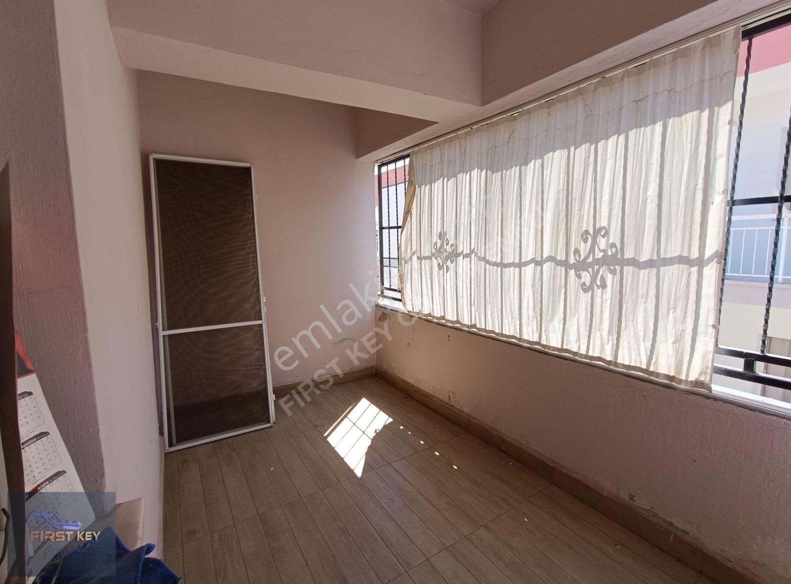 Üçyol Metroya Yürüme Mesafesinde Kiralık Geniş 3+1 Daire - Görsel 28