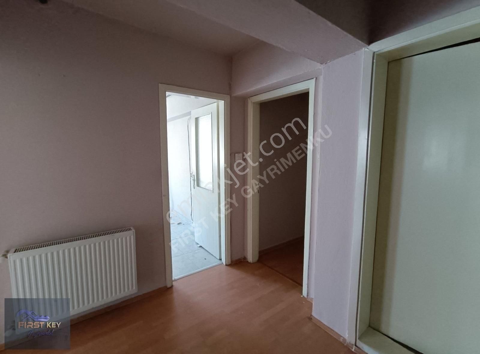 Üçyol Metroya Yürüme Mesafesinde Kiralık Geniş 3+1 Daire - Görsel 15