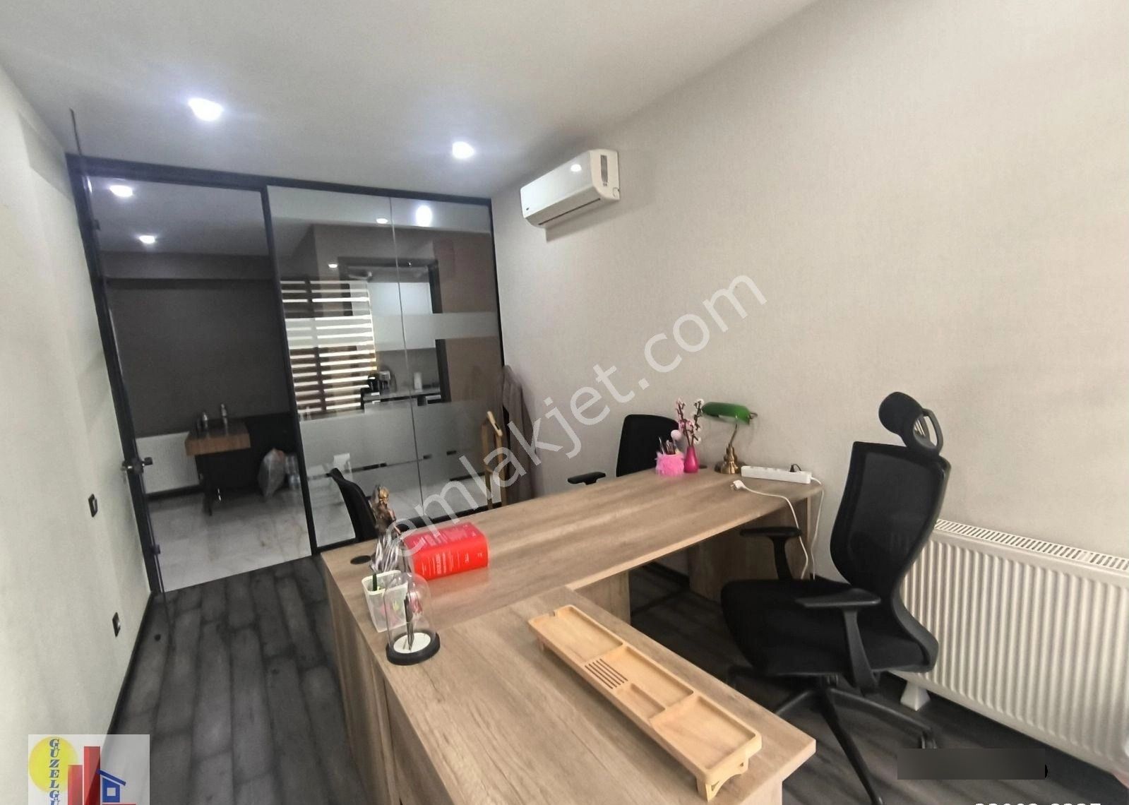 Mustafa Kemal'de İş Merkezinde 4 Bölümlü Şık Ofis - Görsel 13