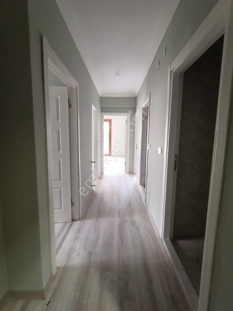 Kuşadası Acil Satılık Fırsat Merkezde Daire - Görsel 4