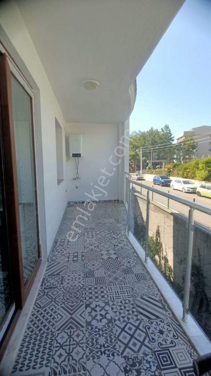 Kuşadası Acil Satılık Fırsat Merkezde Daire - Görsel 14