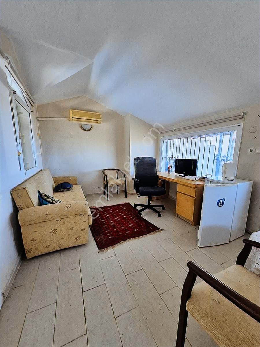 Deniz Manzaralı Havuzlu Villa Yazlık - Görsel 10