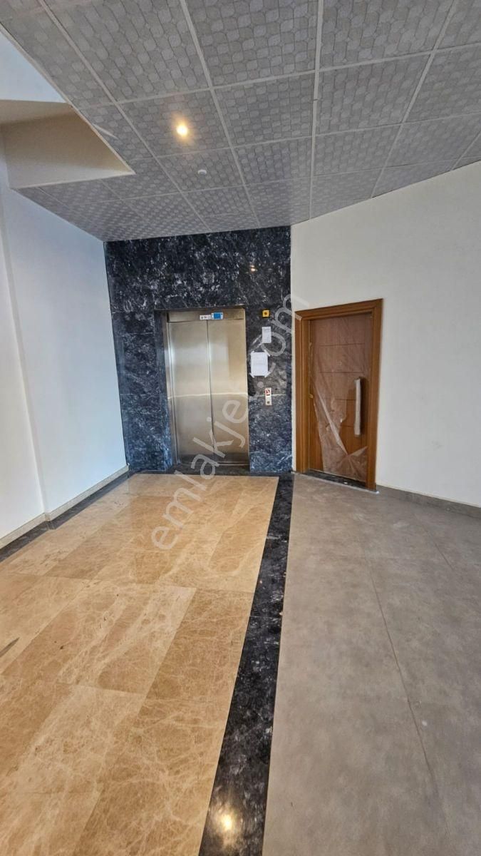 Kuşadası Değirmendere Havuzlu 2+1 Eşyalı Kiralık Daire - Görsel 10