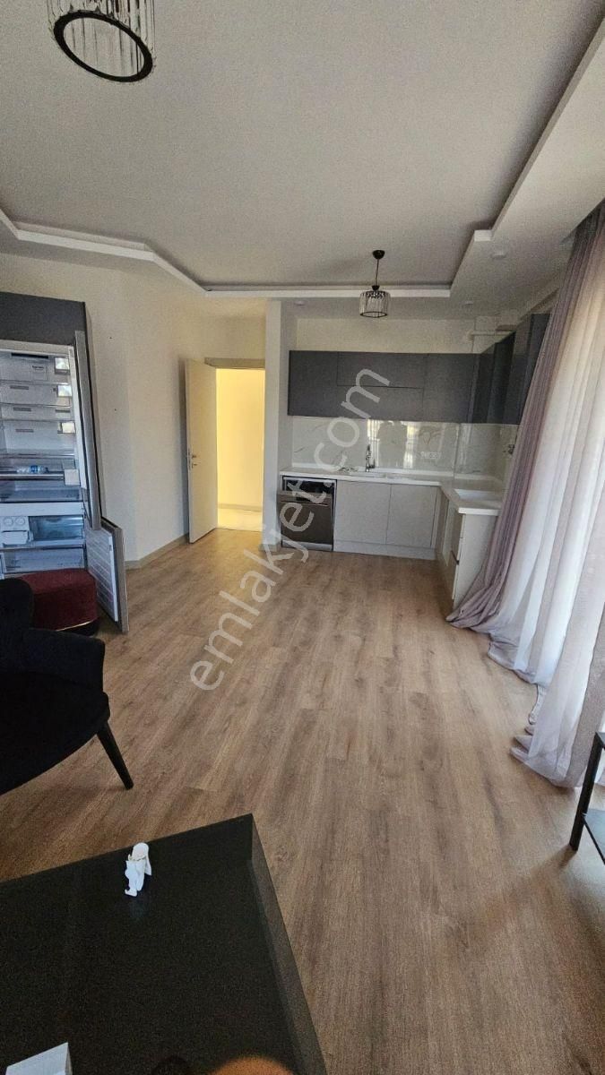 Kuşadası Değirmendere Havuzlu 2+1 Eşyalı Kiralık Daire - Görsel 9
