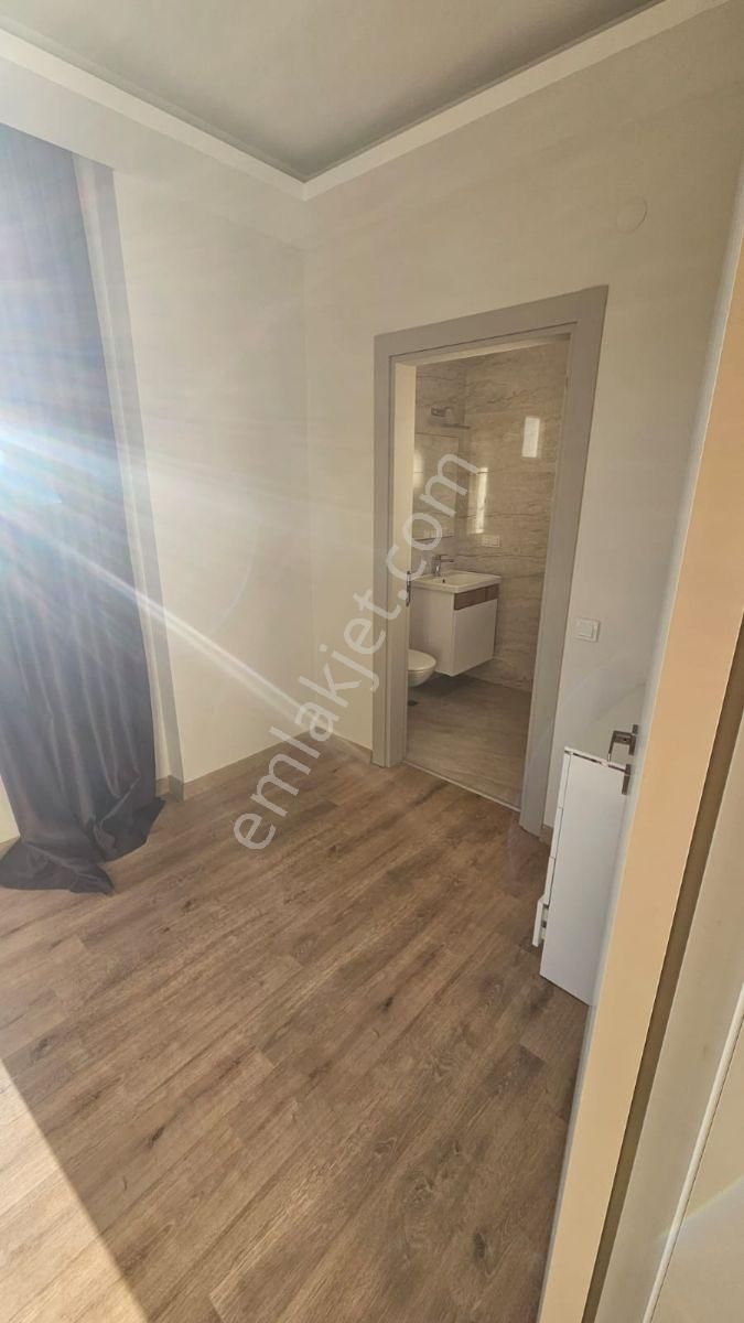 Kuşadası Değirmendere Havuzlu 2+1 Eşyalı Kiralık Daire - Görsel 3